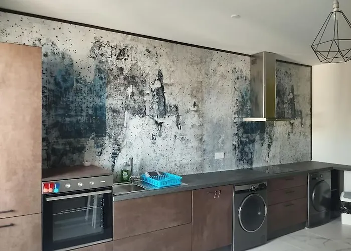 Apartment Go Exchange, Block D, 8