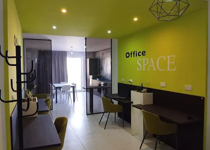 Go Exchange, Block D, 8 Apartment