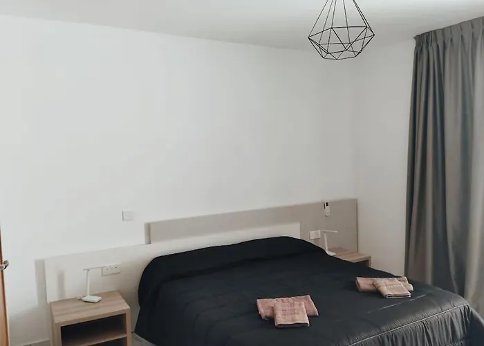 Go Exchange, Block D, 8 * St. Paul's Bay